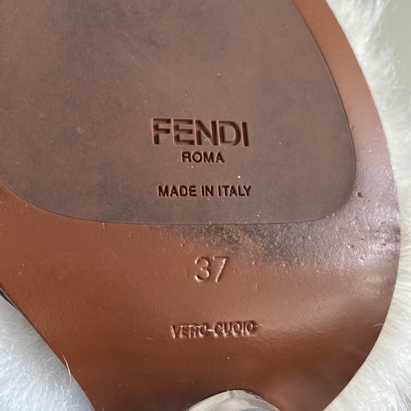 Rare Fendi Ice Walkers 37 - Picture 8 of 13